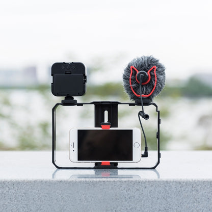 YELANGU PC202 YLG1801B Vlogging Live Broadcast LED Selfie Light Smartphone Video Rig Handle Stabilizer Bracket Kits with Microphone & Fill Light, PC202