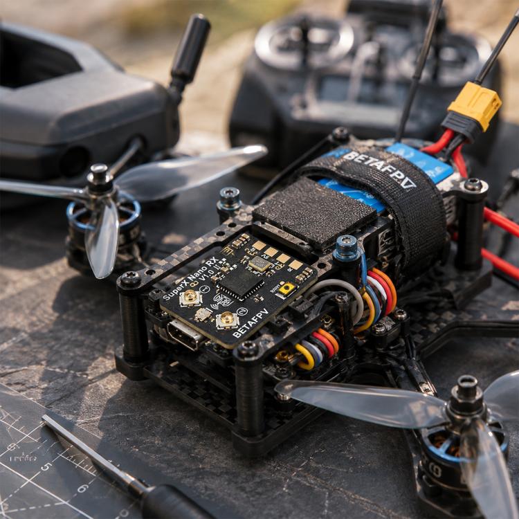 BETAFPV SuperX Nano ELRS Gemini Xross Dual-frequency Receiver ELRS 2.4GHz + 915M Module, SuperX