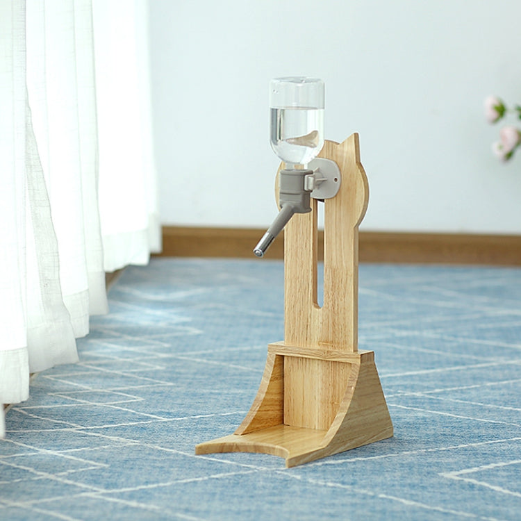 Pet Waterer Solid Wood Frame Hanging Water Bottle, Random Color Delivery, Bamboo Wood + Drinker Green, Oak + Drinker Green