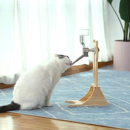 Pet Waterer Solid Wood Frame Hanging Water Bottle, Random Color Delivery, Bamboo Wood + Drinker Green, Oak + Drinker Green
