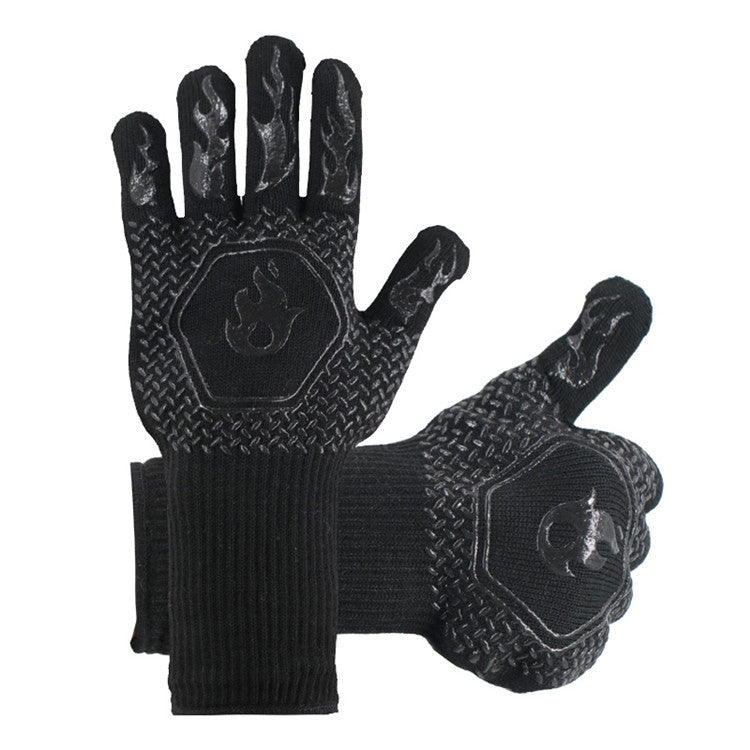 1 Pair High Temperature Resistant Silicone BBQ Gloves  Anti-Scalding Gloves, BBQ Red, BBQ Black, BBQ Blue, Big Flame Red, Big  Flame Black, Big Flame Blue, Flame Dots Red, Flame Dots  Black, Flame Dots  Blue, BBQ Flame Red, BBQ Flame Black...