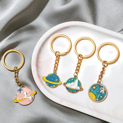 5 PCS Drip Oil Round Keychain Key Ring Bag Pendant, Planet Rocket, Cosmic Planet, Astronauts, Snow Mountain, Blue Planet, Astronauts Alloy, Unicorn