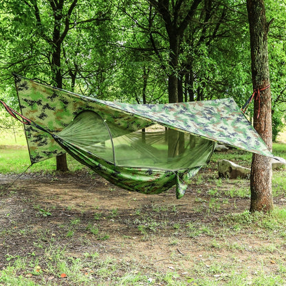 250 x 120cm Anti-mosquito Hammock and Tarp Set Waterproof Sunshade Camping Supplies, Dark Green +Camouflage, Camouflage + Camouflage