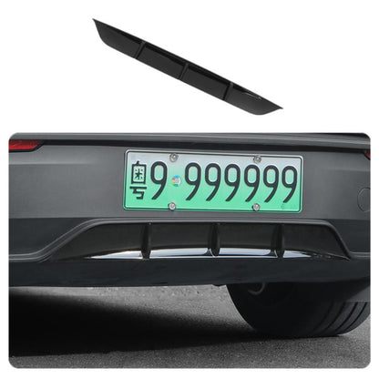 For Tesla 2025+ Model Y Juniper Rear Spoiler Rear Diffuser Trim, Black Spray Paint, Gloss Carbon Water Transfer Printing, Matte Carbon Water Transfer Printing, Frosted Black ABS, White Spray Paint