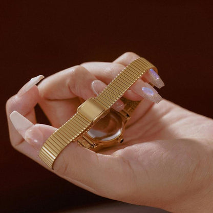 BS Bee Sister FA1870 Womens Vintage Small Round Watch With Bamboo Style Expansion Band & Small Seconds Dial